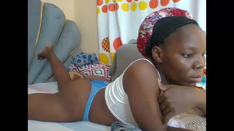 Snapshot of sexysally2 chatting on 28, 3, 2026 SARAH online show from 28, 3, 2026