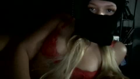 Snapshot of sexyserenaaaa chatting on 3, 12, 2025 serena online show from 3, 12, 2025