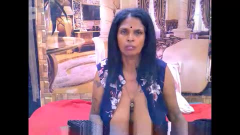 Snapshot of sexyva4u2luv chatting on 2, 2, 2026 sexyva4u2luv online show from 2, 2, 2026
