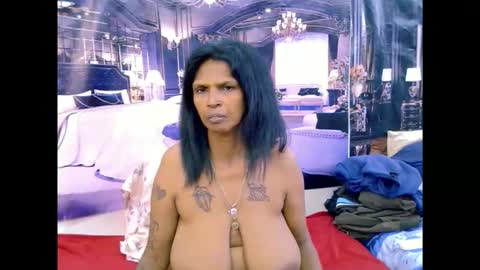 Snapshot of sexyva4u2luv chatting on 23, 2, 2026 sexyva4u2luv online show from 23, 2, 2026