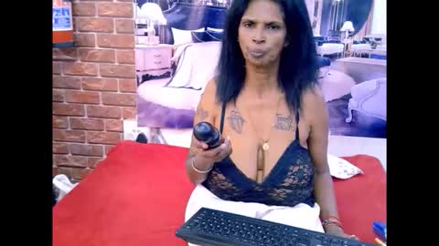 Snapshot of sexyva4u2luv chatting on 19, 3, 2026 sexyva4u2luv online show from 19, 3, 2026