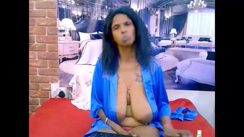 Snapshot of sexyva4u2luv chatting on 21, 3, 2026 sexyva4u2luv online show from 21, 3, 2026