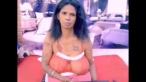 Snapshot of sexyva4u2luv chatting on 6, 4, 2026 sexyva4u2luv online show from 6, 4, 2026