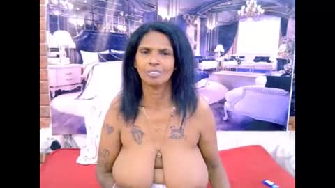 Snapshot of sexyva4u2luv chatting on 9, 4, 2026 sexyva4u2luv online show from 9, 4, 2026