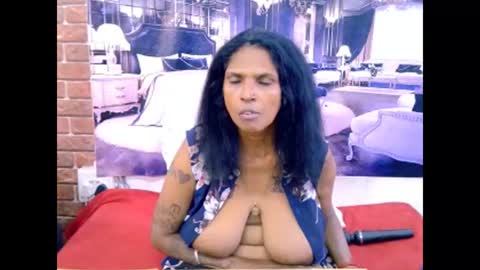 Snapshot of sexyva4u2luv chatting on 22, 4, 2026 sexyva4u2luv online show from 22, 4, 2026
