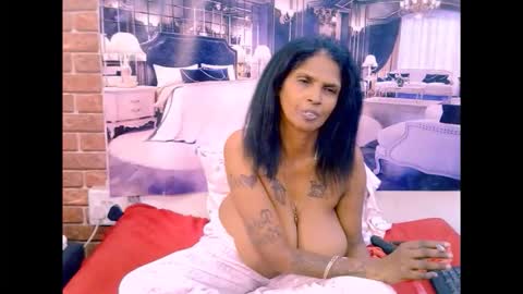 Snapshot of sexyva4u2luv chatting on 30, 4, 2026 sexyva4u2luv online show from 30, 4, 2026