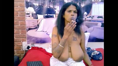 Snapshot of sexyva4u2luv chatting on 17, 5, 2026 sexyva4u2luv online show from 17, 5, 2026