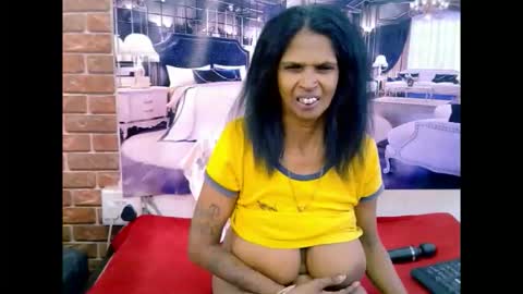 Snapshot of sexyva4u2luv chatting on 18, 5, 2026 sexyva4u2luv online show from 18, 5, 2026