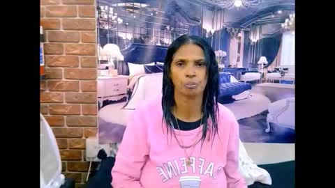 Snapshot of sexyva4u2luv chatting on 25, 5, 2026 sexyva4u2luv online show from 25, 5, 2026