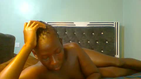 VIVIAN online show from 15, 2, 2025