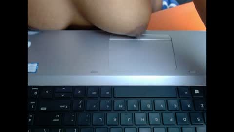 Snapshot of sexyxpeach chatting on 30, 6, 2026 sexyxpeach online show from 30, 6, 2026