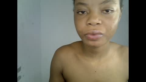 Snapshot of sexyxpeach chatting on 9, 7, 2026 sexyxpeach online show from 9, 7, 2026