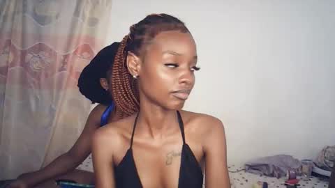 sexyzuriel online show from 26, 2, 2026