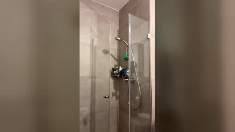 shakespear_ online show from 23, 4, 2026