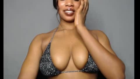 Snapshot of shallie_x chatting on 28, 5, 2026 ESTHER online show from 28, 5, 2026
