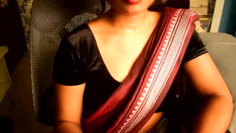Snapshot of shanaya_indian chatting on 25, 6, 2026 shanaya indian online show from 25, 6, 2026