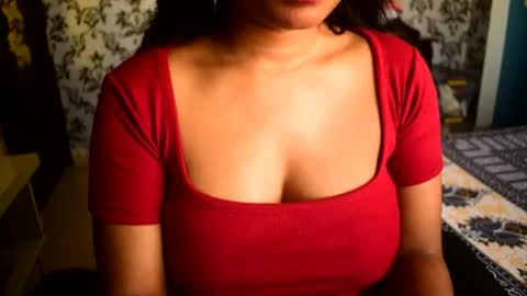 Snapshot of shanaya_indian chatting on 26, 6, 2026 shanaya indian online show from 26, 6, 2026