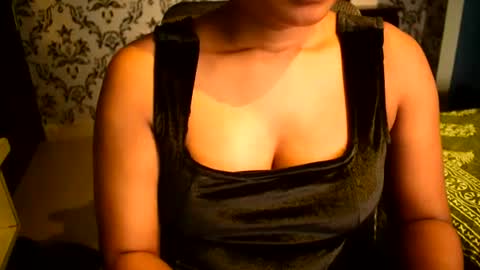 Snapshot of shanaya_indian chatting on 4, 7, 2026 shanaya indian online show from 4, 7, 2026