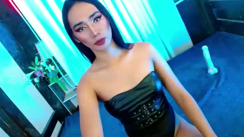 MISS SHANE online show from 10, 2, 2025