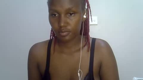 Snapshot of shanizzz chatting on 8, 5, 2026 shanizz online show from 8, 5, 2026