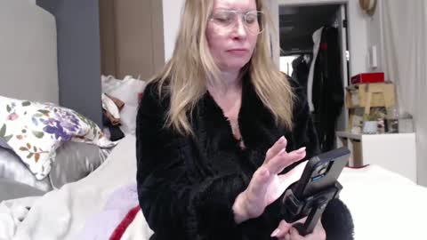 Snapshot of shannon07 chatting on 15, 2, 2025 Shannon07 online show from 15, 2, 2025