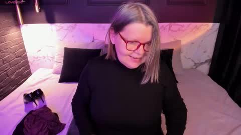 Shannon online show from 13, 11, 2025