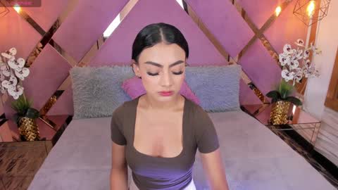 Snapshot of shanonclark chatting on 28, 1, 2025 SHANON online show from 28, 1, 2025