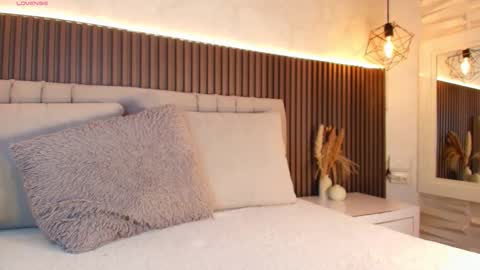 SHANON online show from 9, 1, 2026