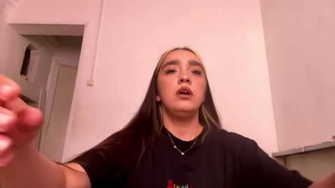 Snapshot of shantaahlman chatting on 31, 5, 2026 Azumi online show from 31, 5, 2026
