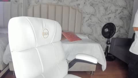 Shantal online show from 17, 11, 2025