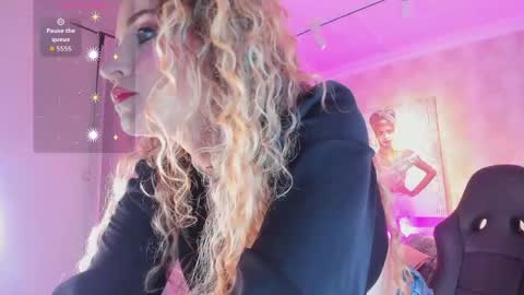 Snapshot of shantalll__ chatting on 8, 5, 2026 Shantal online show from 8, 5, 2026
