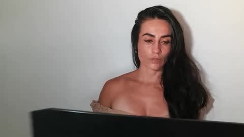 Snapshot of shantalxxx67 chatting on 16, 2, 2026 shantal online show from 16, 2, 2026