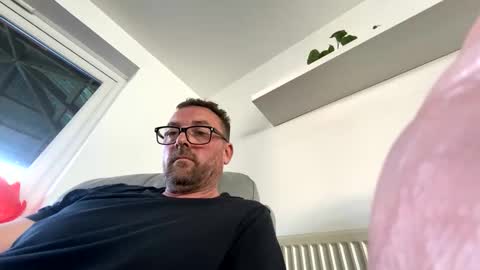 Snapshot of sharksboy16 chatting on 28, 3, 2026 Sharksboy online show from 28, 3, 2026