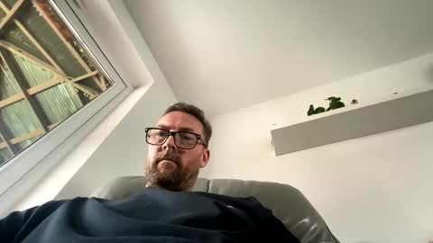 Snapshot of sharksboy16 chatting on 5, 5, 2026 Sharksboy online show from 5, 5, 2026