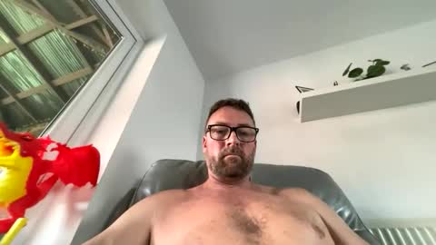 Snapshot of sharksboy16 chatting on 7, 6, 2026 Sharksboy online show from 7, 6, 2026