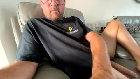 Snapshot of sharksboy16 chatting on 23, 7, 2026 Sharksboy online show from 23, 7, 2026