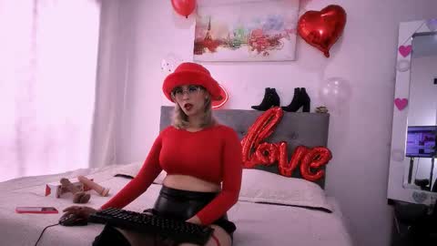 Snapshot of sharlott_3 chatting on 14, 2, 2026 sharlott_3 online show from 14, 2, 2026