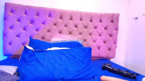 Snapshot of sharlott_kiss chatting on 30, 1, 2025 Sharlott online show from 30, 1, 2025