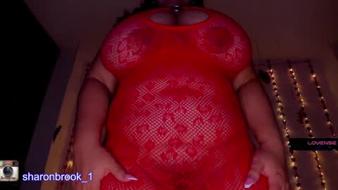 Snapshot of sharon_brook chatting on 14, 12, 2024 sharon_brook online show from 14, 12, 2024