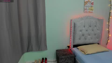 Snapshot of sharonblake5 chatting on 22, 5, 2026 M A G N O online show from 22, 5, 2026