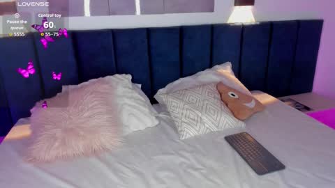 SharonLovee  online show from 29, 11, 2025