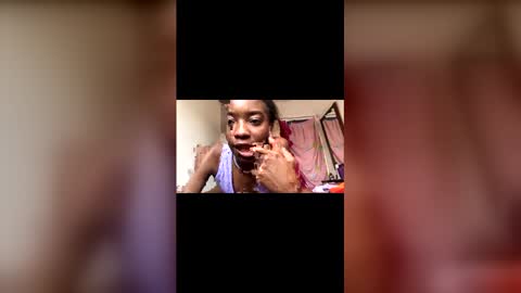 Snapshot of sharooncutee chatting on 12, 2, 2026 online show from 12, 2, 2026