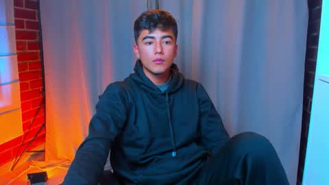 Snapshot of shawn__sanderson chatting on 7, 1, 2026 Shawn online show from 7, 1, 2026