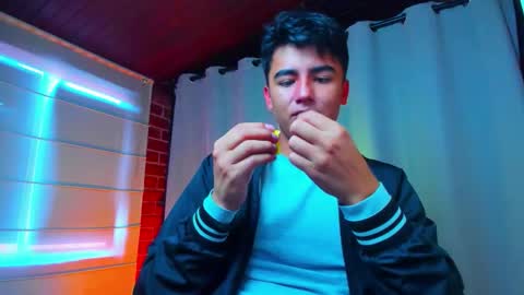 Snapshot of shawn__sanderson chatting on 11, 1, 2026 Shawn online show from 11, 1, 2026