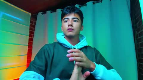 Snapshot of shawn__sanderson chatting on 13, 1, 2026 Shawn online show from 13, 1, 2026