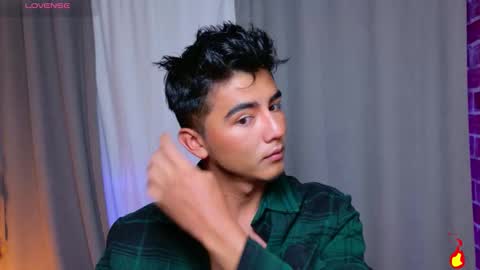 Snapshot of shawn__sanderson chatting on 25, 3, 2026 Shawn online show from 25, 3, 2026