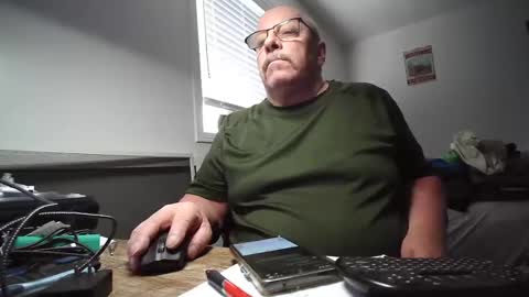 shawnmasterbate online show from 14, 9, 2025