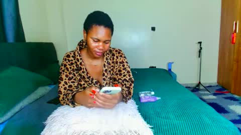 Snapshot of shee13 chatting on 21, 2, 2026 shee13 online show from 21, 2, 2026