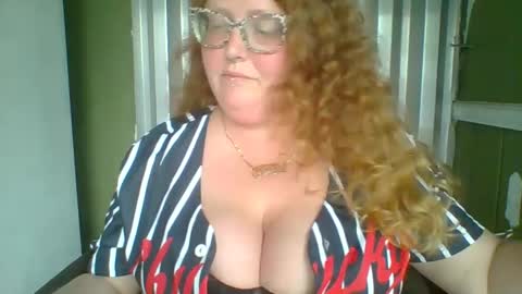 Snapshot of shelbyannn chatting on 13, 9, 2025 Red online show from 13, 9, 2025