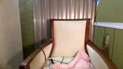 Snapshot of shelbyannn chatting on 3, 10, 2025 Red online show from 3, 10, 2025